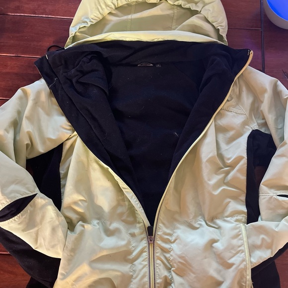 LOLE Spring Lined Jacket - Picture 2 of 4